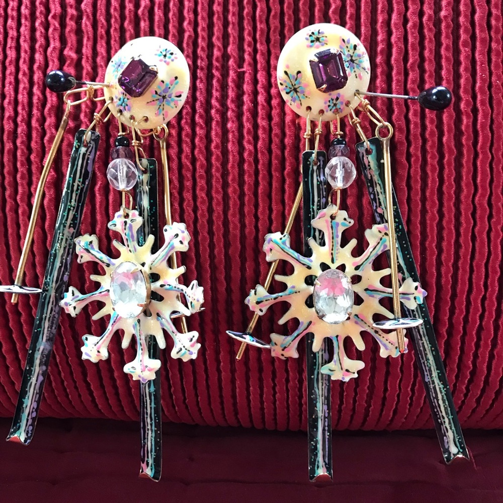 LUNCH AT THE RITZ…. ”St. Moritz” pierced earrings. Skis/snowflakes.